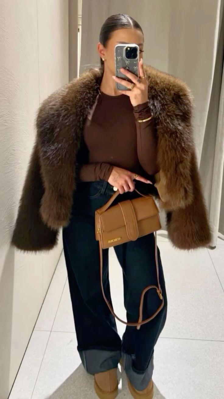 <p><strong>Samira K.</strong></p>