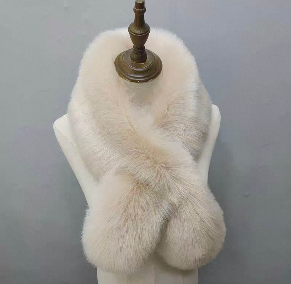 "Luna" Premium-Fellschal