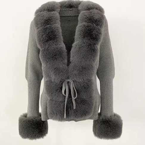 "Lisa" Cardigan mit Fell