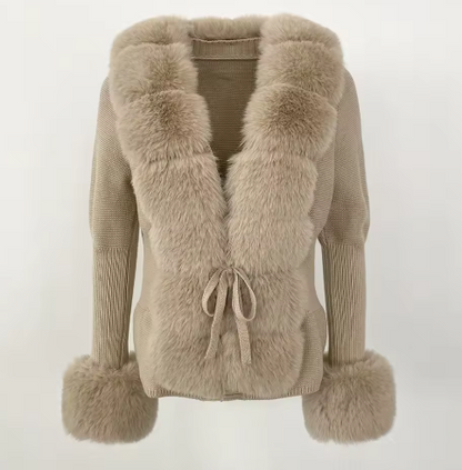 "Lisa" Cardigan mit Fell