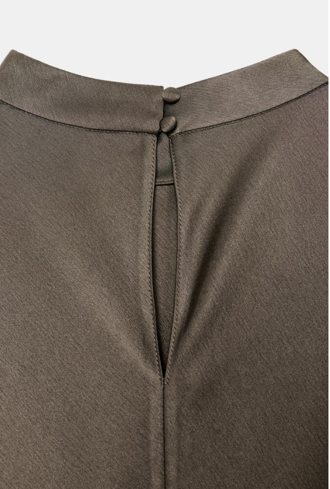 Lauvra Satinkleid mit Spitze